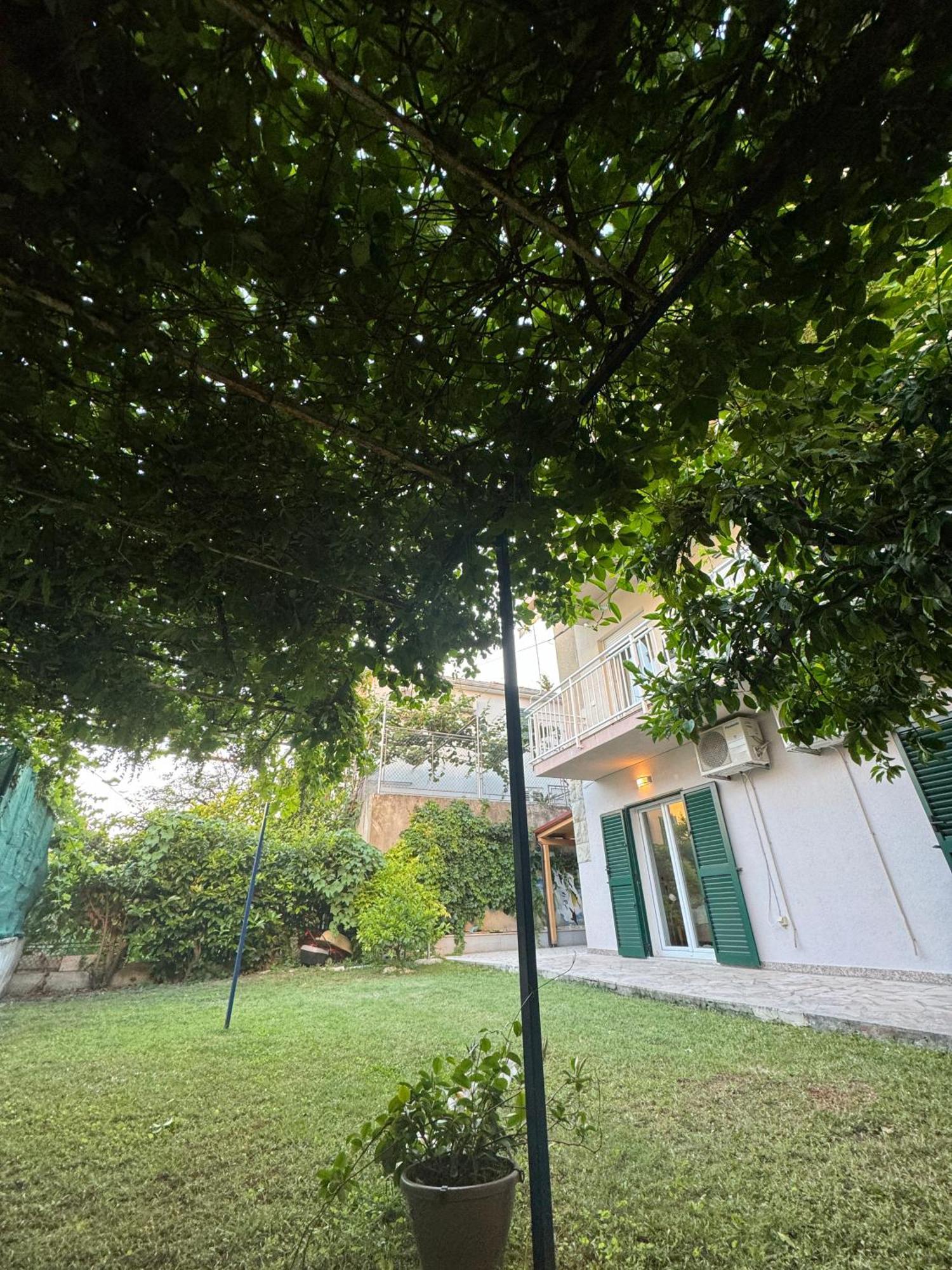 Valentinas Garden Διαμέρισμα Σπλιτ Εξωτερικό φωτογραφία